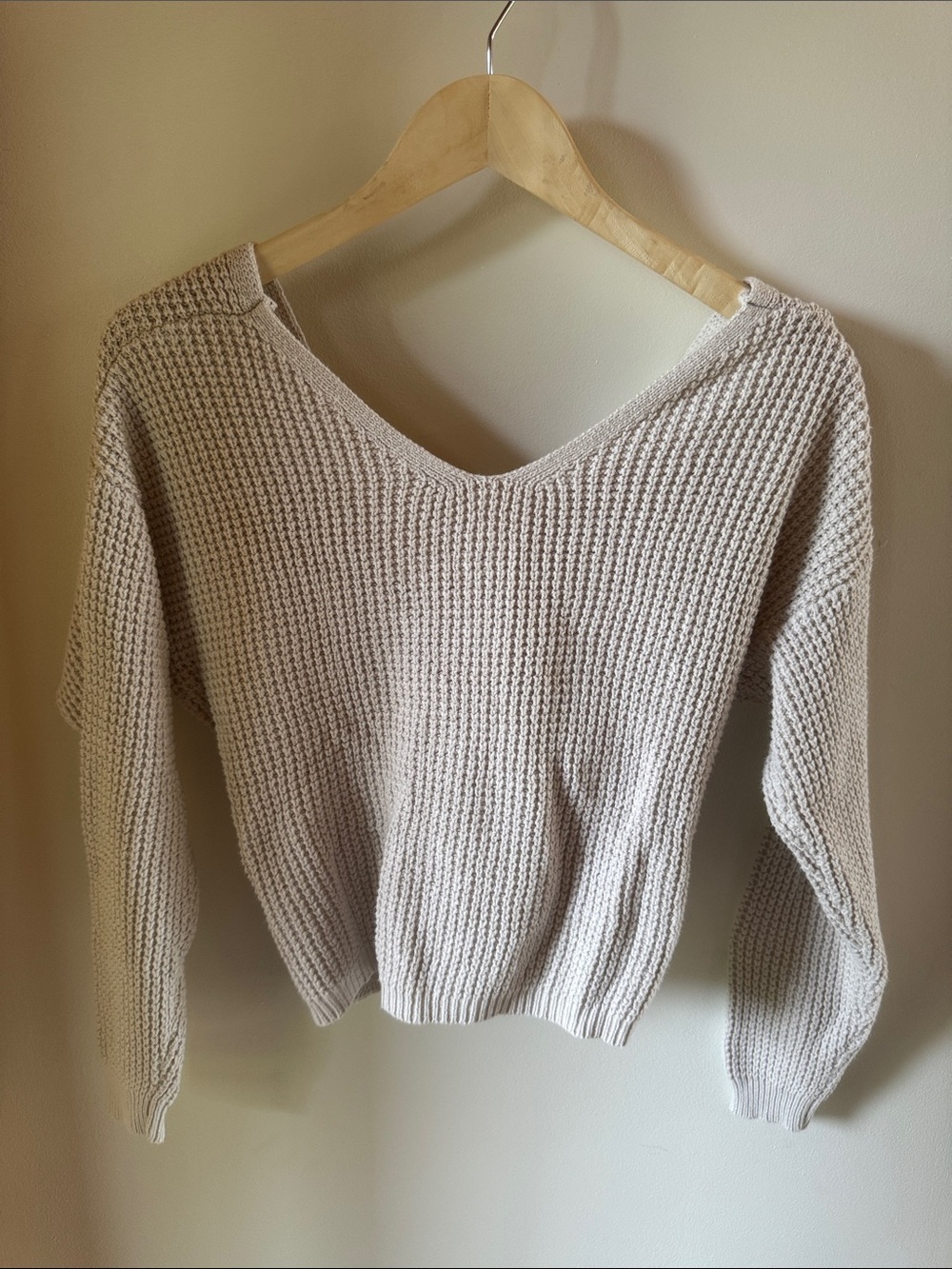 moon & madison Cream V-Neck Waffle Knit Sweater